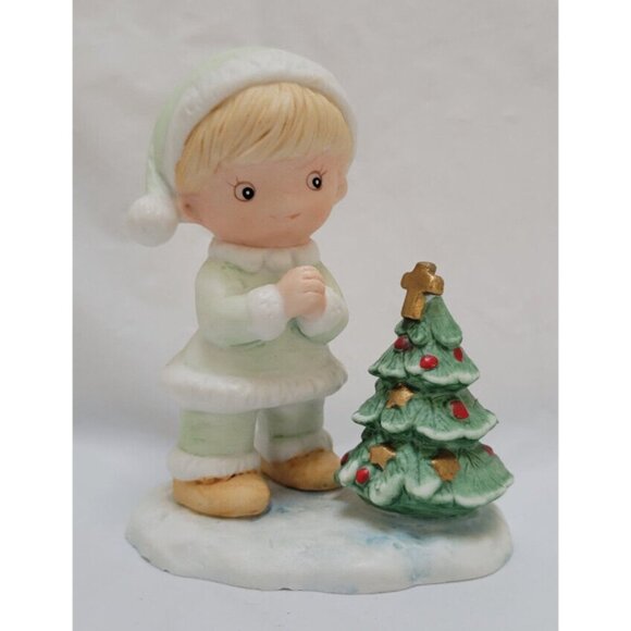Homco Other - Homco Christmas Children "Precious Moments" 5613 - Boy Praying by Christmas Tree